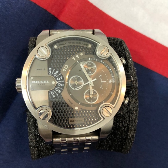 Diesel Only the Brave “little daddy” dz7259 watch - Picture 1 of 5
